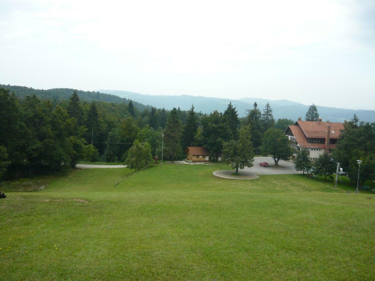 Hotel Polzevo Visnja Gora Exteriér fotografie
