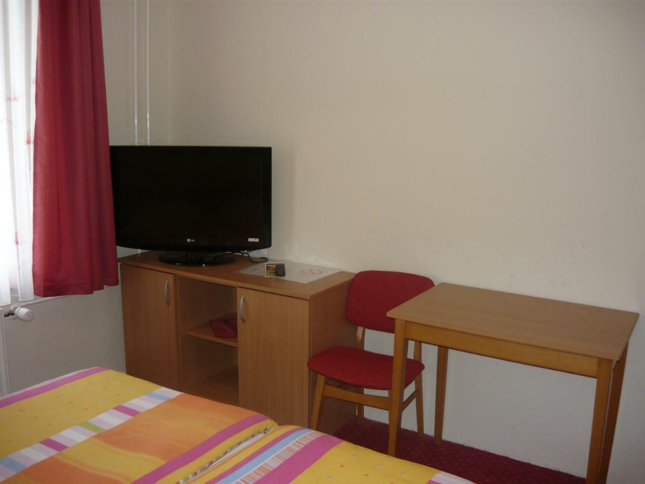 Hotel Polzevo Visnja Gora Exteriér fotografie